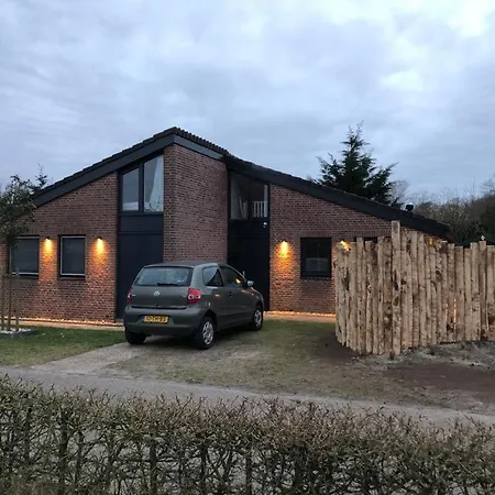 Vakantiehuis At The Dunes